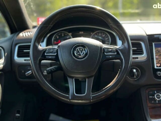 Фольксваген Туарег, объемом двигателя 3 л и пробегом 250 тыс. км за 20800 $, фото 13 на Automoto.ua