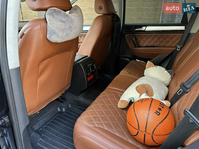 Фольксваген Туарег, объемом двигателя 2.97 л и пробегом 286 тыс. км за 16300 $, фото 17 на Automoto.ua