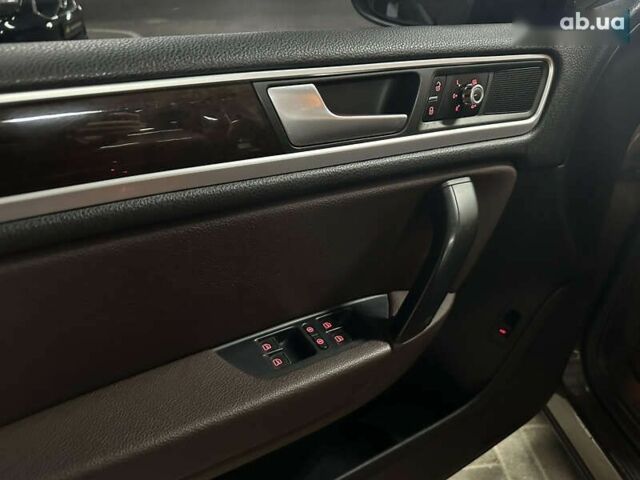 Фольксваген Туарег, объемом двигателя 3 л и пробегом 253 тыс. км за 17300 $, фото 8 на Automoto.ua