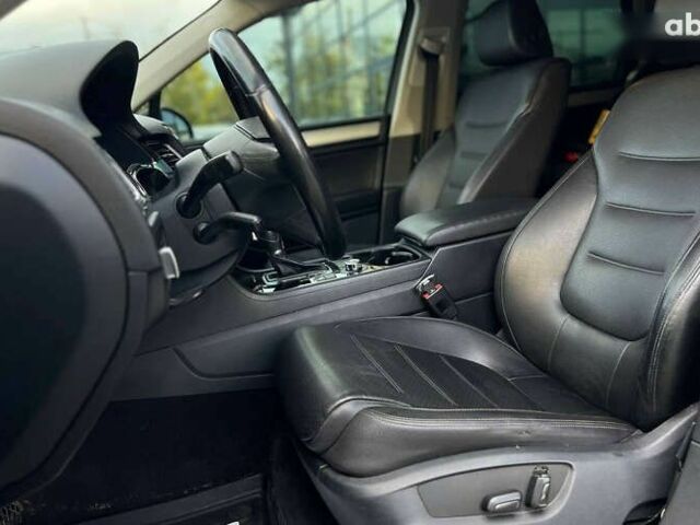 Фольксваген Туарег, об'ємом двигуна 3 л та пробігом 260 тис. км за 18500 $, фото 6 на Automoto.ua