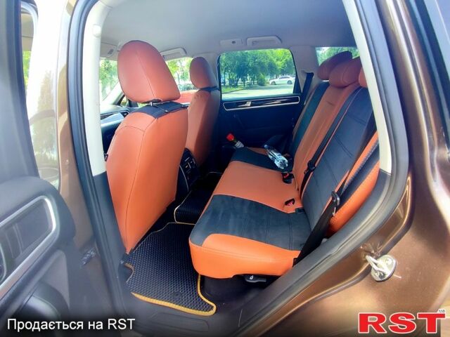 Фольксваген Туарег, объемом двигателя 3 л и пробегом 232 тыс. км за 15900 $, фото 3 на Automoto.ua