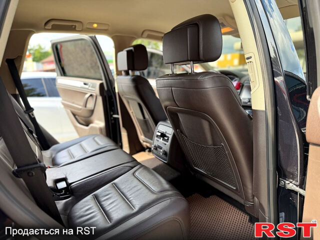 Фольксваген Туарег, объемом двигателя 3 л и пробегом 283 тыс. км за 20999 $, фото 11 на Automoto.ua