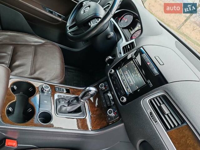 Фольксваген Туарег, объемом двигателя 3 л и пробегом 237 тыс. км за 18700 $, фото 22 на Automoto.ua