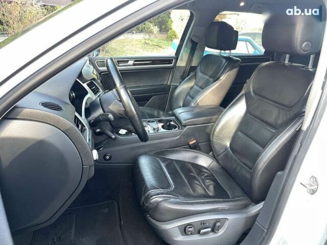 Фольксваген Туарег, объемом двигателя 3 л и пробегом 255 тыс. км за 18900 $, фото 15 на Automoto.ua