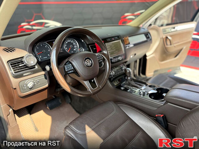 Фольксваген Туарег, объемом двигателя 3 л и пробегом 283 тыс. км за 20999 $, фото 12 на Automoto.ua