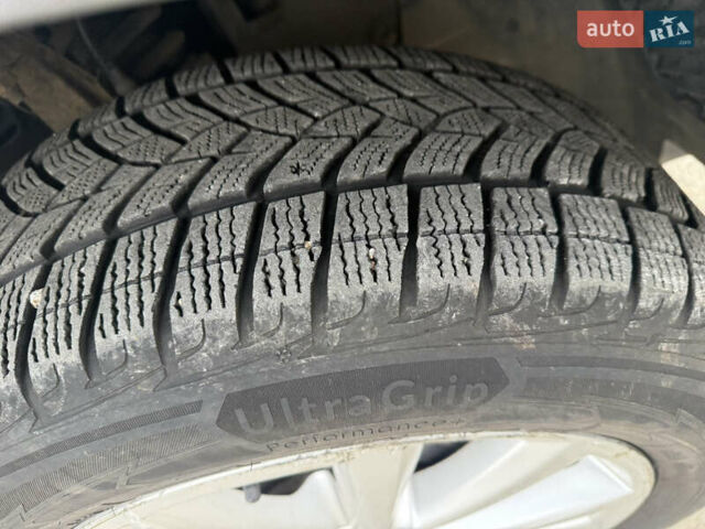 Фольксваген Туарег, объемом двигателя 3 л и пробегом 280 тыс. км за 18300 $, фото 10 на Automoto.ua