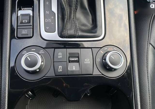 Фольксваген Туарег, объемом двигателя 3 л и пробегом 280 тыс. км за 18000 $, фото 24 на Automoto.ua