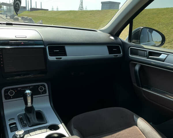 Фольксваген Туарег, об'ємом двигуна 3 л та пробігом 298 тис. км за 17300 $, фото 13 на Automoto.ua