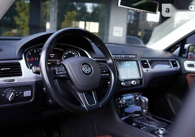 Фольксваген Туарег, объемом двигателя 3 л и пробегом 123 тыс. км за 23500 $, фото 26 на Automoto.ua