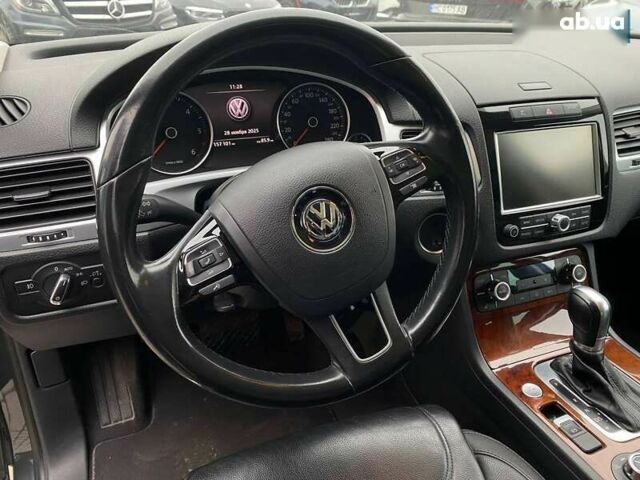 Фольксваген Туарег, объемом двигателя 3 л и пробегом 157 тыс. км за 24300 $, фото 15 на Automoto.ua