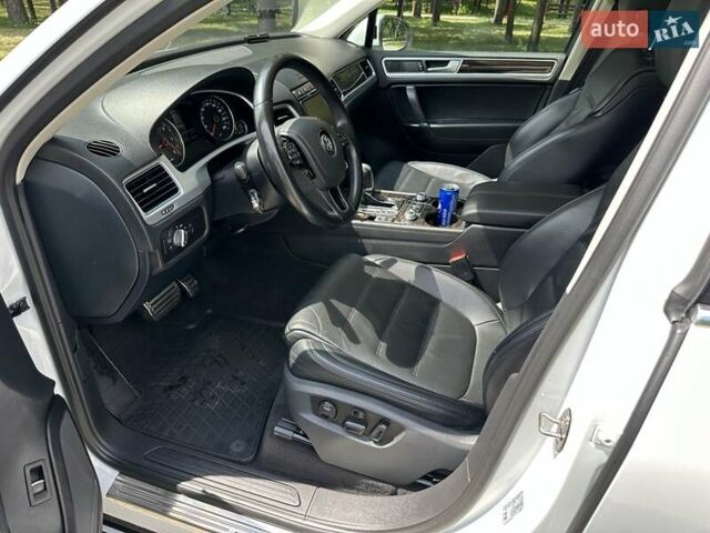 Фольксваген Туарег, об'ємом двигуна 2.97 л та пробігом 202 тис. км за 29999 $, фото 16 на Automoto.ua