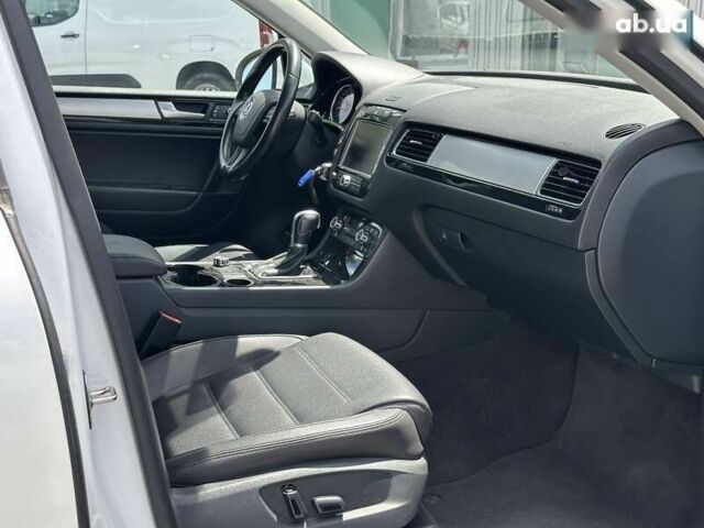 Фольксваген Туарег, об'ємом двигуна 0 л та пробігом 253 тис. км за 17490 $, фото 24 на Automoto.ua