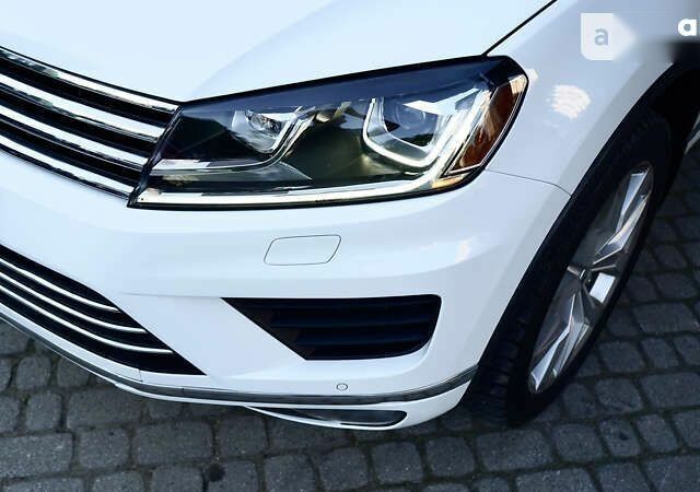 Фольксваген Туарег, объемом двигателя 3 л и пробегом 123 тыс. км за 23500 $, фото 10 на Automoto.ua