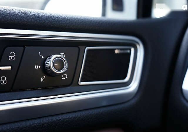 Фольксваген Туарег, объемом двигателя 3 л и пробегом 123 тыс. км за 23500 $, фото 29 на Automoto.ua