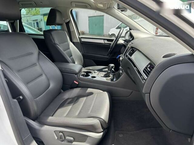 Фольксваген Туарег, об'ємом двигуна 3.6 л та пробігом 253 тис. км за 15490 $, фото 26 на Automoto.ua