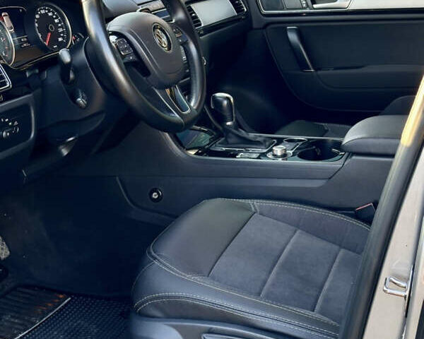 Фольксваген Туарег, объемом двигателя 3 л и пробегом 260 тыс. км за 20500 $, фото 16 на Automoto.ua