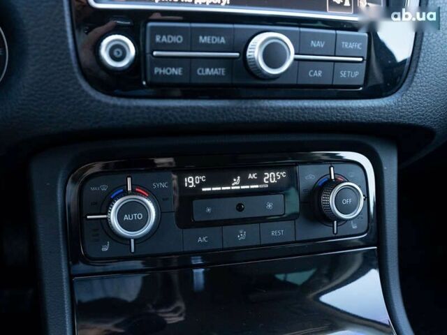 Фольксваген Туарег, об'ємом двигуна 3 л та пробігом 115 тис. км за 28700 $, фото 29 на Automoto.ua