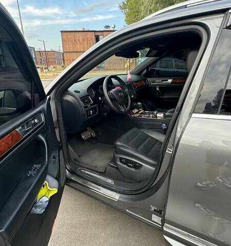 Фольксваген Туарег, объемом двигателя 2.97 л и пробегом 290 тыс. км за 29999 $, фото 18 на Automoto.ua