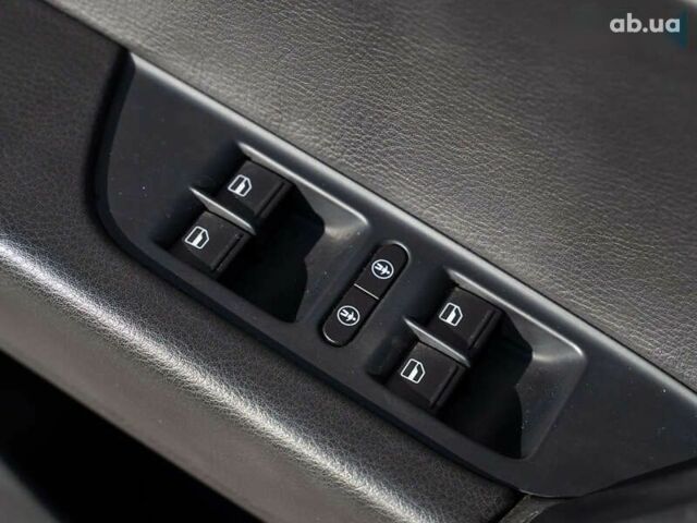 Фольксваген Туарег, об'ємом двигуна 3 л та пробігом 115 тис. км за 28700 $, фото 22 на Automoto.ua