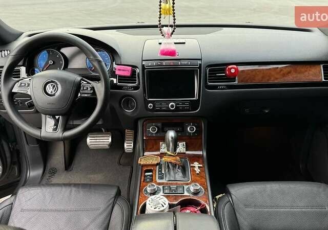 Фольксваген Туарег, объемом двигателя 2.97 л и пробегом 290 тыс. км за 29999 $, фото 12 на Automoto.ua