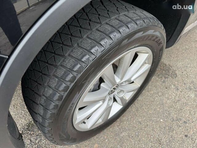 Фольксваген Туарег, об'ємом двигуна 3 л та пробігом 278 тис. км за 23990 $, фото 16 на Automoto.ua