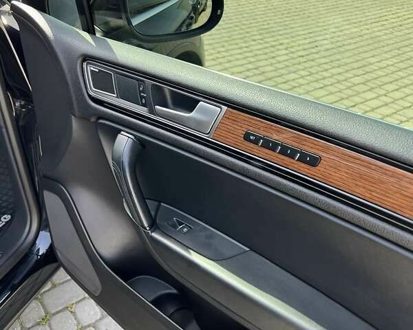 Фольксваген Туарег, объемом двигателя 3 л и пробегом 185 тыс. км за 30900 $, фото 12 на Automoto.ua