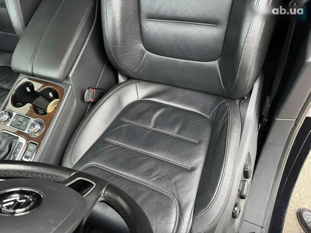 Фольксваген Туарег, об'ємом двигуна 3 л та пробігом 278 тис. км за 23990 $, фото 28 на Automoto.ua