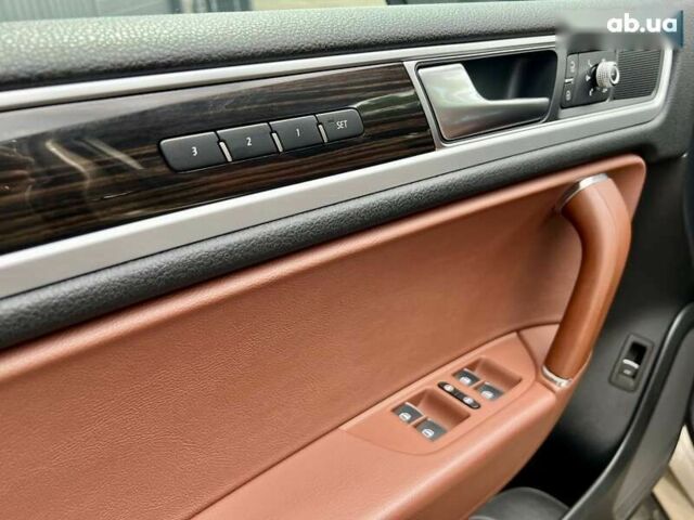 Фольксваген Туарег, объемом двигателя 3 л и пробегом 214 тыс. км за 27900 $, фото 14 на Automoto.ua