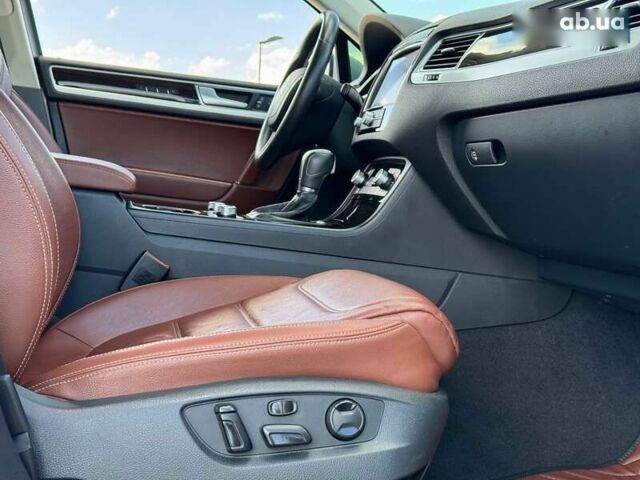 Фольксваген Туарег, объемом двигателя 3 л и пробегом 194 тыс. км за 29500 $, фото 22 на Automoto.ua