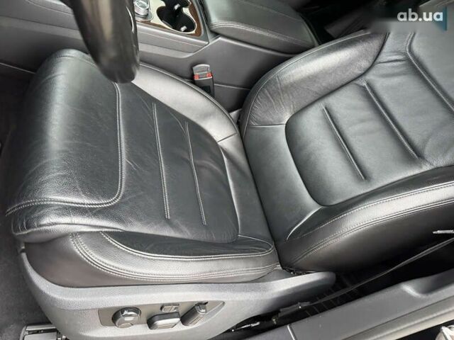 Фольксваген Туарег, об'ємом двигуна 3 л та пробігом 278 тис. км за 23990 $, фото 27 на Automoto.ua