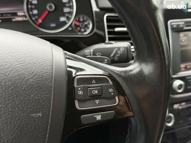 Фольксваген Туарег, объемом двигателя 3 л и пробегом 178 тыс. км за 25500 $, фото 23 на Automoto.ua