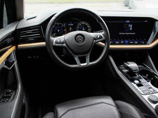 Фольксваген Туарег, об'ємом двигуна 3 л та пробігом 144 тис. км за 40900 $, фото 18 на Automoto.ua