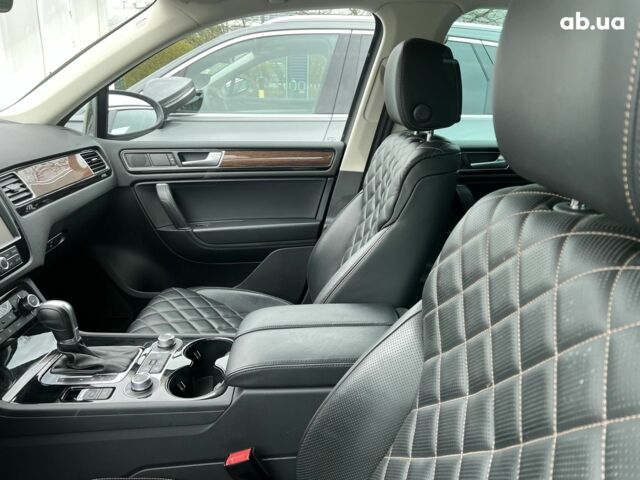 Фольксваген Туарег, объемом двигателя 3 л и пробегом 67 тыс. км за 48471 $, фото 33 на Automoto.ua