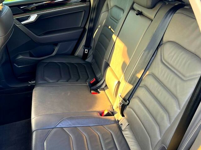 Фольксваген Туарег, об'ємом двигуна 3 л та пробігом 158 тис. км за 42000 $, фото 5 на Automoto.ua