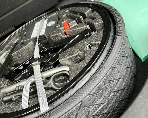 Фольксваген Туарег, об'ємом двигуна 2.97 л та пробігом 180 тис. км за 45000 $, фото 12 на Automoto.ua