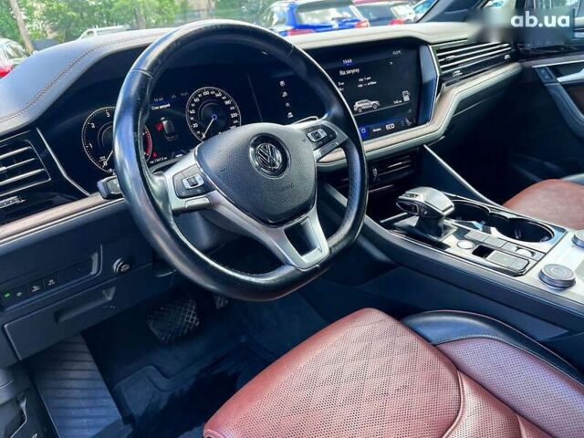 Фольксваген Туарег, об'ємом двигуна 3 л та пробігом 160 тис. км за 44444 $, фото 20 на Automoto.ua