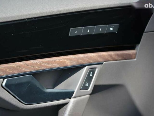 Фольксваген Туарег, об'ємом двигуна 3 л та пробігом 260 тис. км за 37700 $, фото 15 на Automoto.ua