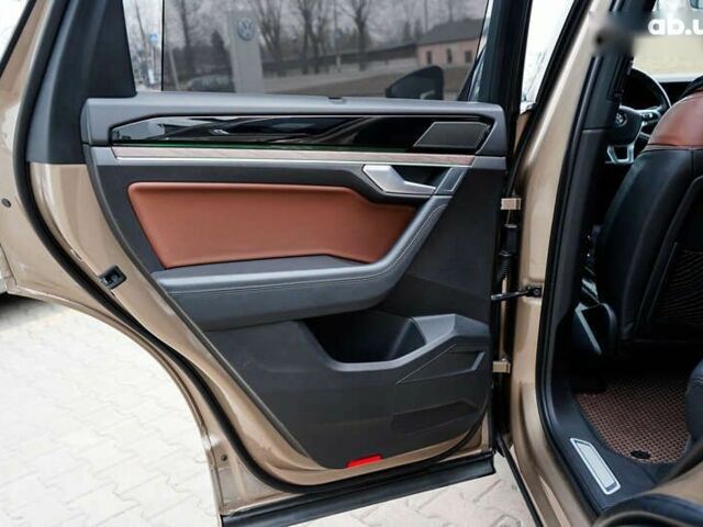 Фольксваген Туарег, объемом двигателя 3 л и пробегом 160 тыс. км за 45999 $, фото 29 на Automoto.ua