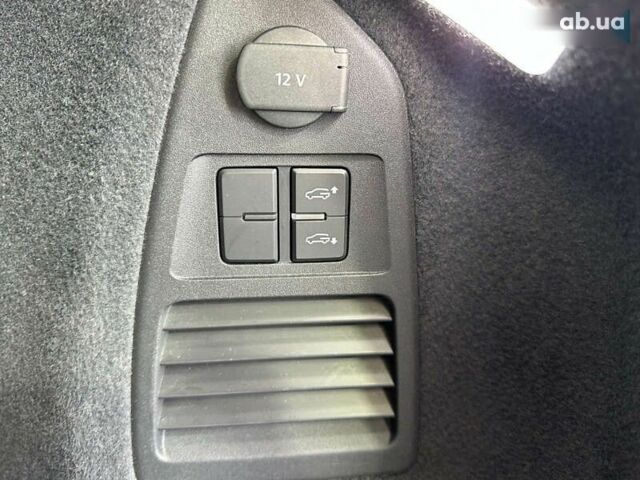 Фольксваген Туарег, объемом двигателя 3 л и пробегом 155 тыс. км за 48500 $, фото 27 на Automoto.ua