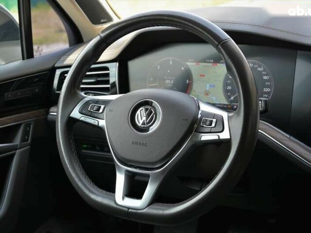 Фольксваген Туарег, об'ємом двигуна 3 л та пробігом 260 тис. км за 37700 $, фото 25 на Automoto.ua