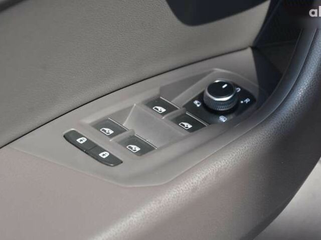 Фольксваген Туарег, об'ємом двигуна 3 л та пробігом 260 тис. км за 37700 $, фото 14 на Automoto.ua