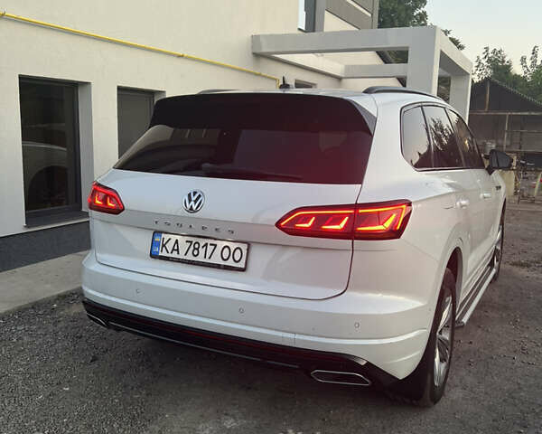 Фольксваген Туарег, об'ємом двигуна 2.97 л та пробігом 180 тис. км за 45000 $, фото 6 на Automoto.ua