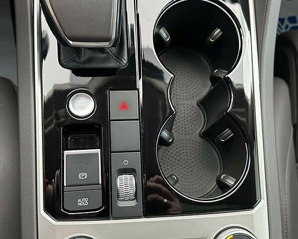 Фольксваген Туарег, объемом двигателя 3 л и пробегом 155 тыс. км за 48500 $, фото 23 на Automoto.ua