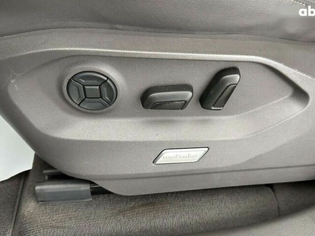 Фольксваген Туарег, объемом двигателя 3 л и пробегом 155 тыс. км за 48500 $, фото 10 на Automoto.ua