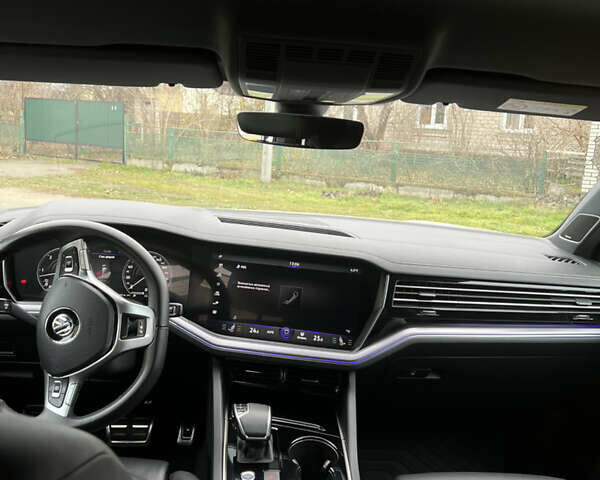 Фольксваген Туарег, об'ємом двигуна 2.97 л та пробігом 180 тис. км за 45000 $, фото 9 на Automoto.ua