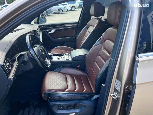 Фольксваген Туарег, об'ємом двигуна 3 л та пробігом 160 тис. км за 44444 $, фото 17 на Automoto.ua