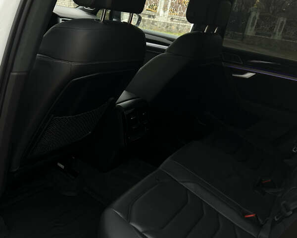 Фольксваген Туарег, об'ємом двигуна 2.97 л та пробігом 180 тис. км за 45000 $, фото 8 на Automoto.ua