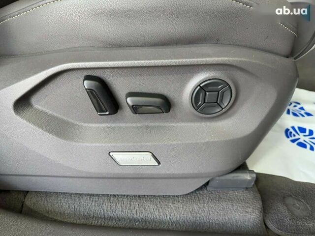 Фольксваген Туарег, объемом двигателя 3 л и пробегом 155 тыс. км за 48500 $, фото 17 на Automoto.ua