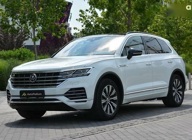 Фольксваген Туарег, об'ємом двигуна 3 л та пробігом 260 тис. км за 37700 $, фото 5 на Automoto.ua