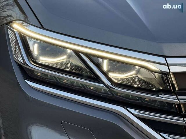 Фольксваген Туарег, об'ємом двигуна 3 л та пробігом 135 тис. км за 52999 $, фото 12 на Automoto.ua